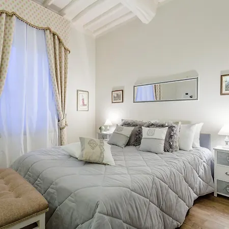 Casa Raffa, 2 Bedrooms 2 Bathrooms Romantic With Terrace And Parking In Apartment